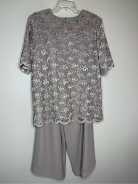Vintage Brownstone Studio Lace Overlay Blouse & Pant Set Taupe Size Medium